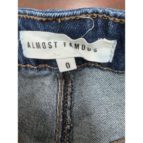 Almost Famous Distressed Denim Shorts Size 0 - Picture 3 of 5